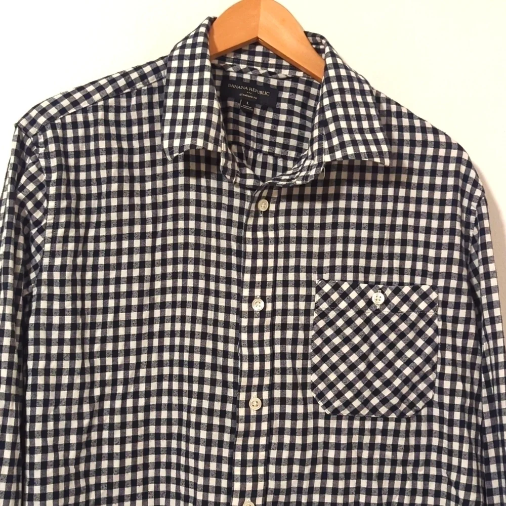 Banana Republic Soft Standard Fit Black & White Checked Plaid Flannel Large